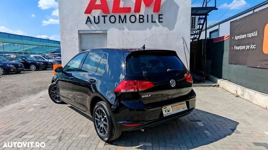 2014 Volkswagen Golf, photograph 7