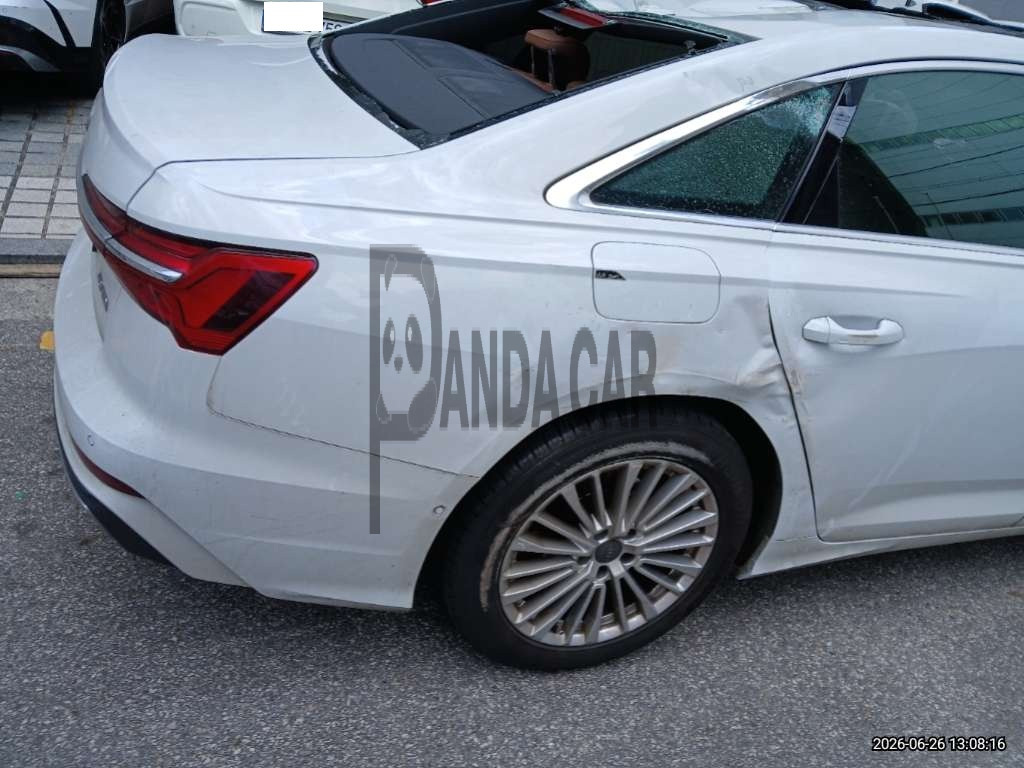 2020 Audi A6 40 TDI, photograph 2