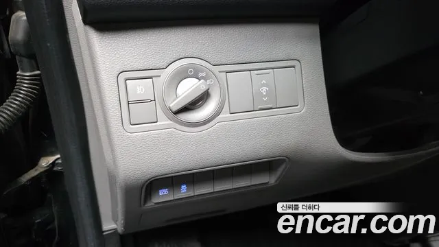 2020 Hyundai Solati 15-seater, photograph 11