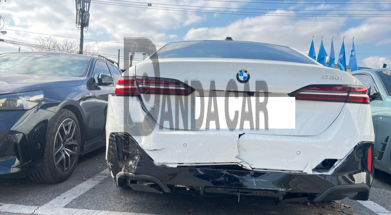 2025 BMW 520i, photograph 4