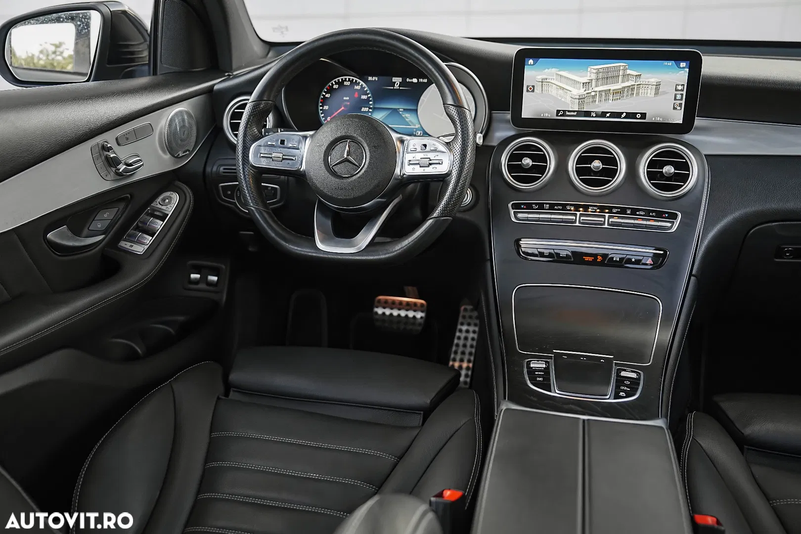 2020 Mercedes-Benz GLC Coupe 300 e 4Matic 9G-TRONIC AMG Line, photograph 7
