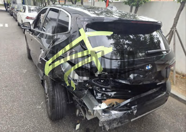 2025 BMW 220i Active Tourer, photograph 4