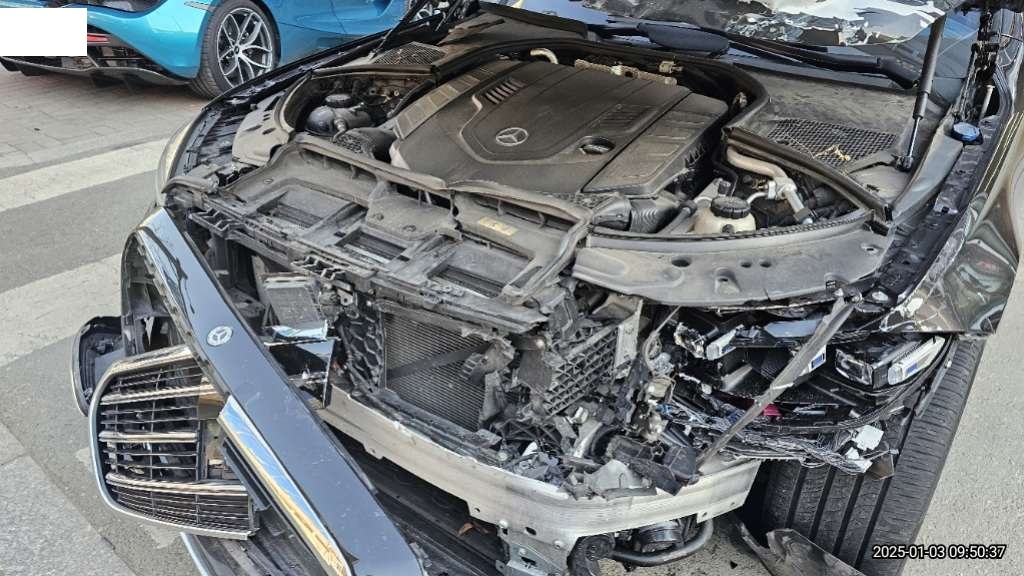 2021 Mercedes-Benz S580 4MATIC, photograph 2