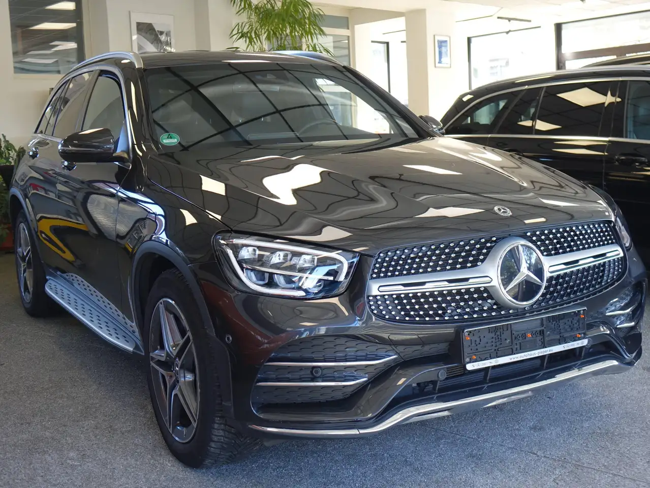 2022 Mercedes-Benz GLC 200 GLC 200 4Matic +AMG-Line+RFK+AHK+Trittbretter+, photograph 1