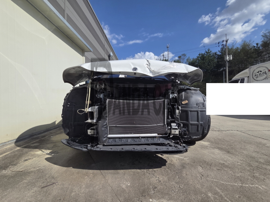 2023 Mercedes-Benz EQE350 +, photograph 5