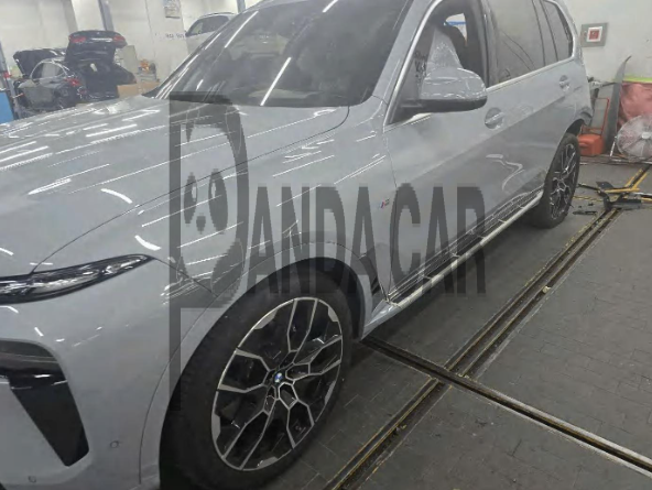 2026 BMW X7 xDrive40d, photograph 1