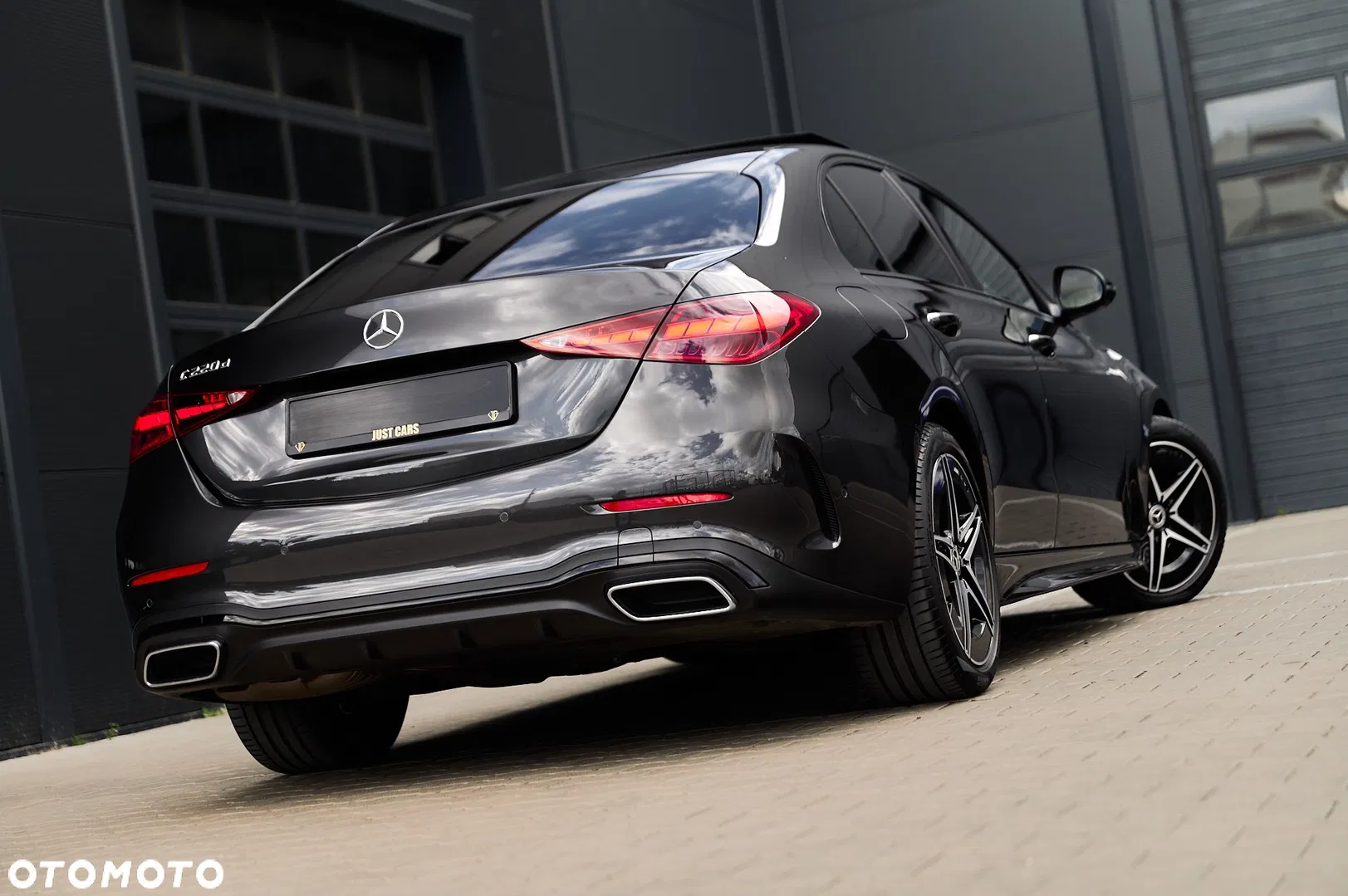 2021 Mercedes-Benz Klasa C 220 d mHEV AMG, photograph 2