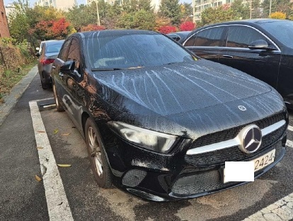 2019 Mercedes-Benz Benz A220, photograph 1