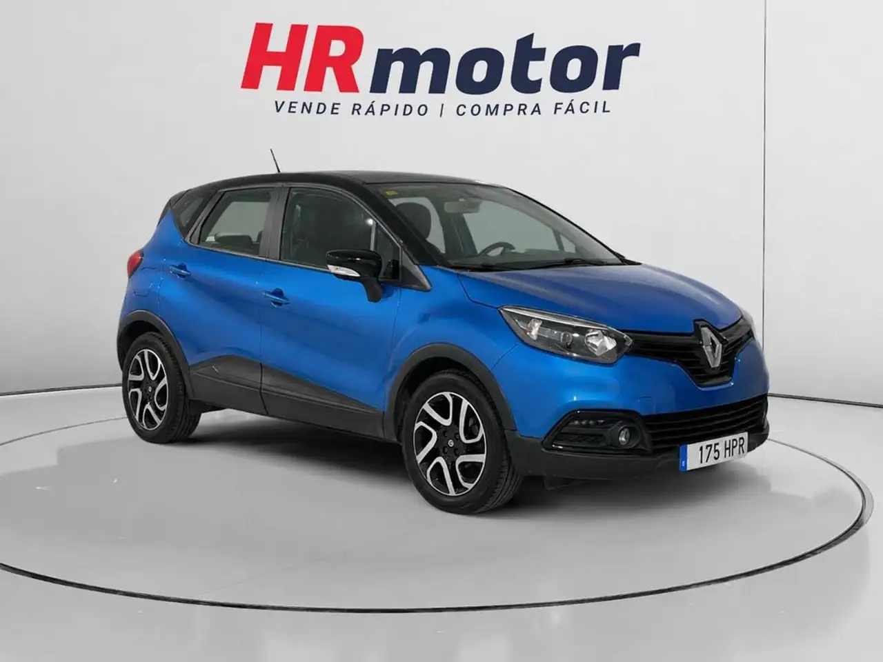 Renault Captur TCe eco2 Energy Intens 90 — photo 1 of 15