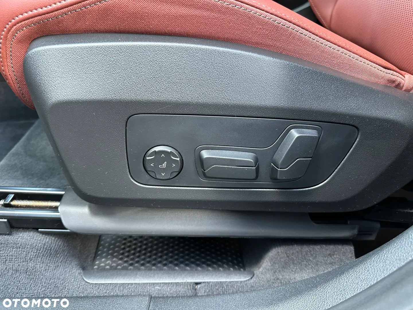 2025 BMW X1 sDrive18d M Sport, photograph 10
