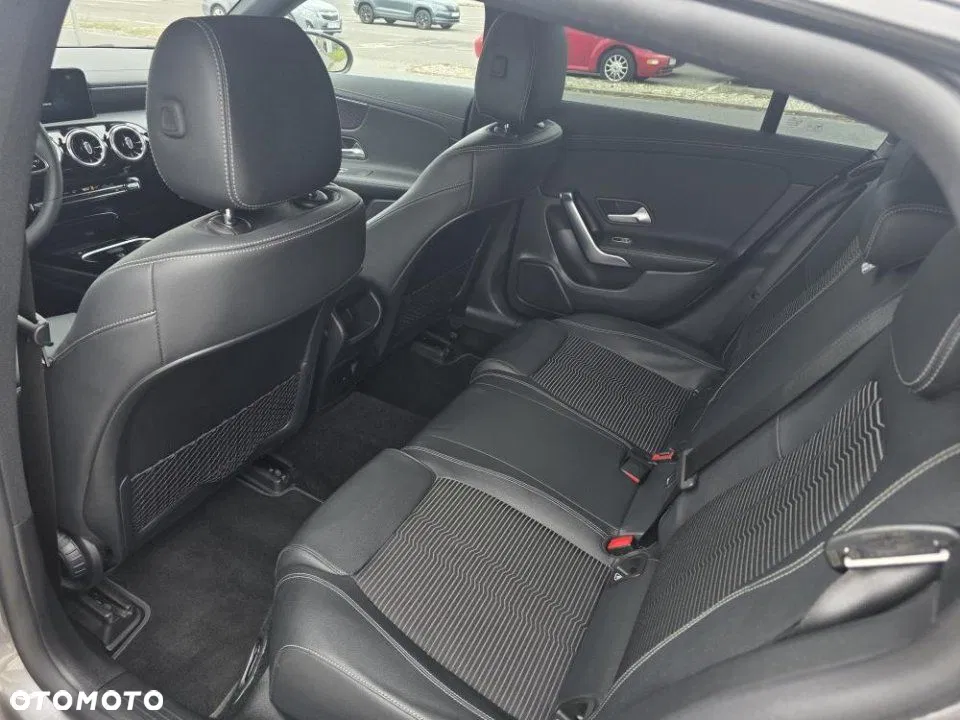 2022 Mercedes-Benz CLA, photograph 10