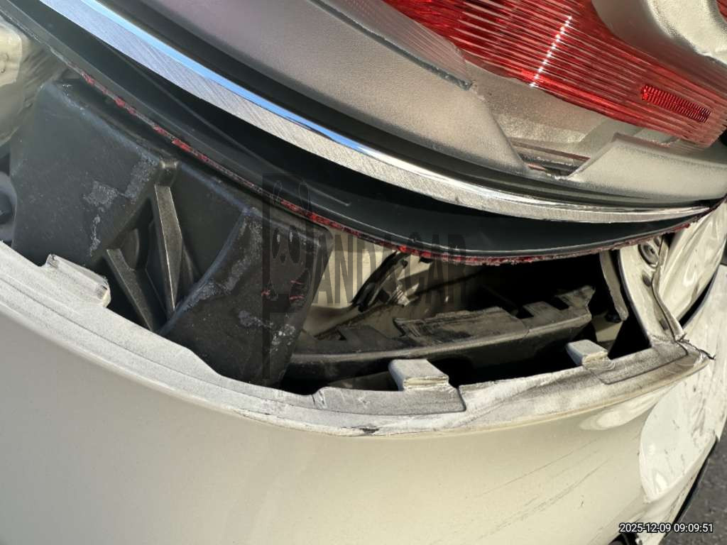 2020 BMW 520d M Sport Package, photograph 8