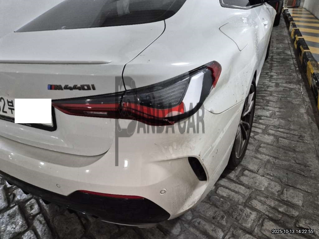 2024 BMW M440i xDrive, photograph 3