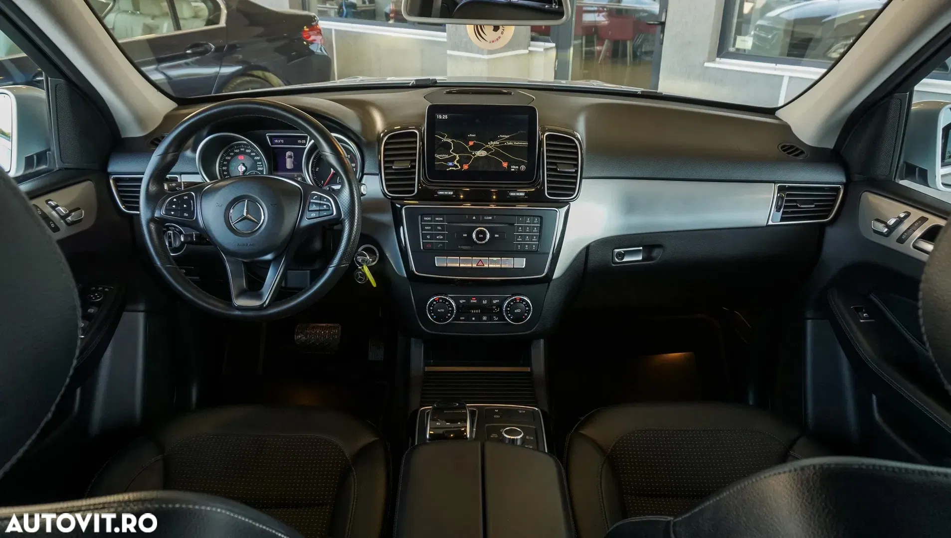 2016 Mercedes-Benz GLE 250 d 4MATIC 9G-TRONIC, photograph 8