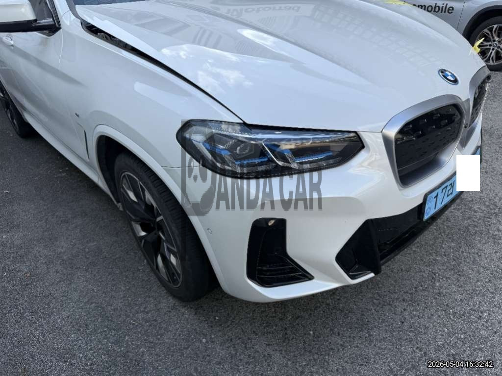 2023 BMW iX3 M Sport, photograph 4