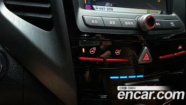 2018 KG_Mobility_Ssangyong TIBOLI Gear Plus 2WD, photograph 3