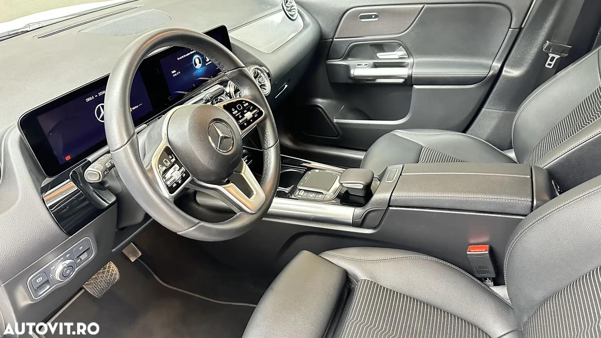 2022 Mercedes-Benz GLA, photograph 5