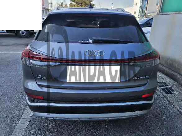 2025 Audi Q4 45 e-tron, photograph 4