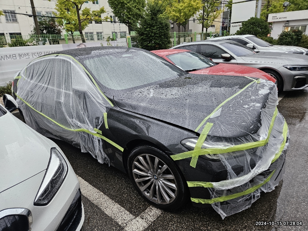 2021 BMW 630i xDrive, photograph 3