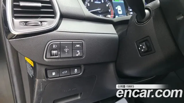 2017 Hyundai Grandeur 3.0 Exclusive, photograph 3