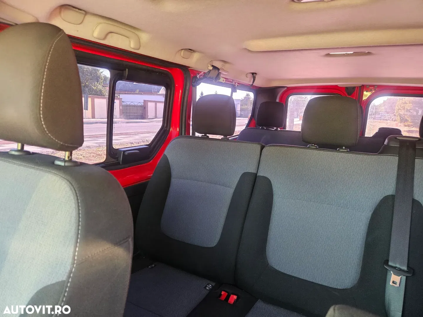 2016 Opel Vivaro, photograph 12