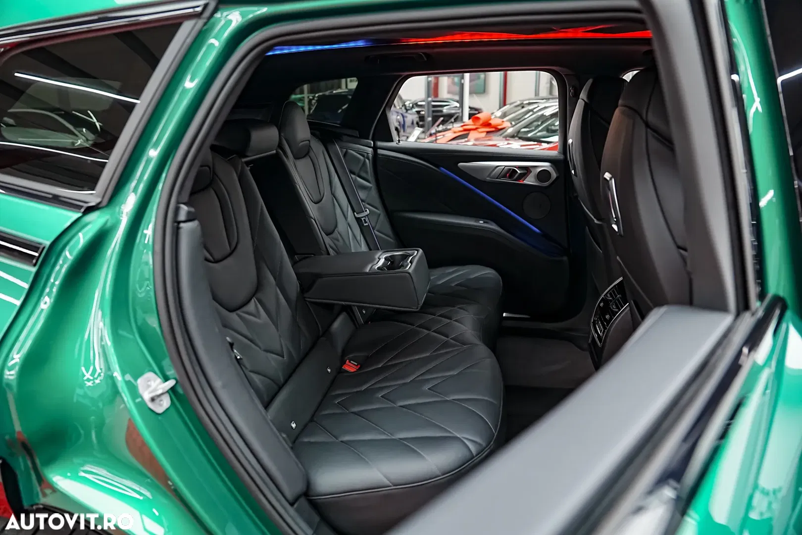 2024 BMW XM, photograph 10