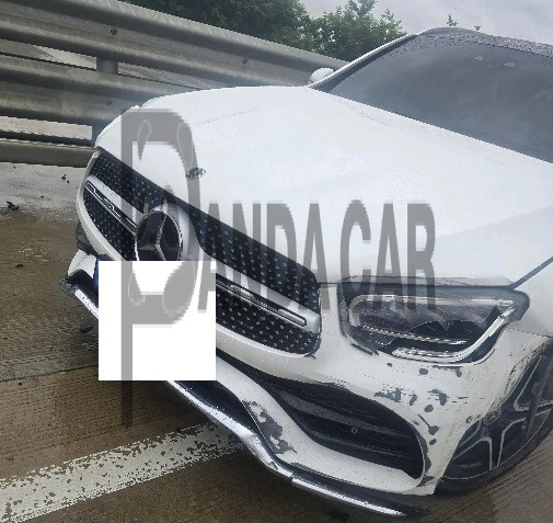 2022 Mercedes-Benz GLC300 4MATIC, photograph 9