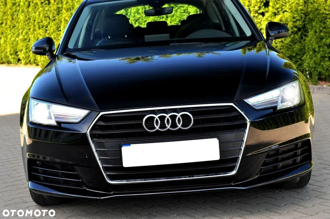 2017 Audi A4 Avant 2.0 TDI Design, photograph 6