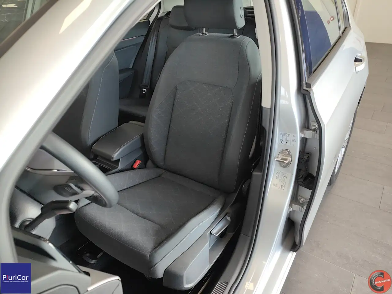 2023 Volkswagen Golf 2.0 TDI DSG SCR Fari LED Adaptive Cruise, photograph 4