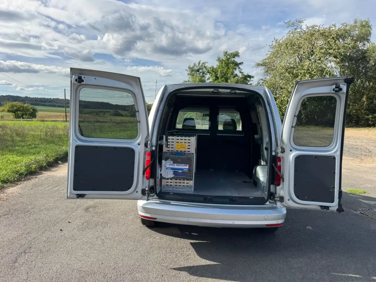 2020 Volkswagen Caddy Kasten BMT 1Hand CNG OPTIK PAKET, photograph 9