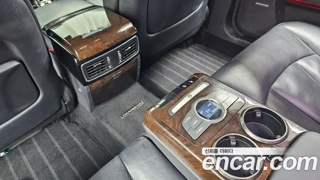 2014 KG_Mobility_Ssangyong Chairman CW600 4TRONIC, photograph 12