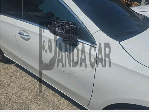 2026 Mercedes-Benz A 220 Sedan, photograph 2