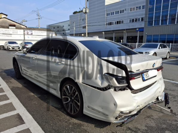2022 BMW 740Li xDrive, photograph 4