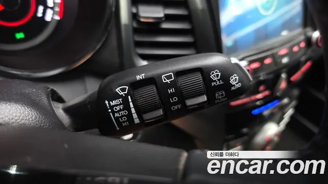 2018 KG_Mobility_Ssangyong TIBOLI Gear Edition 2WD, photograph 9