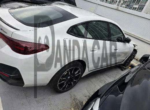 2025 BMW i4 M50 xDrive, photograph 3