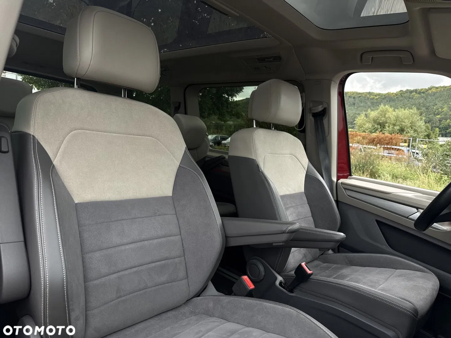 2024 Volkswagen Multivan 2.0 TDI L2 Style DSG, photograph 12
