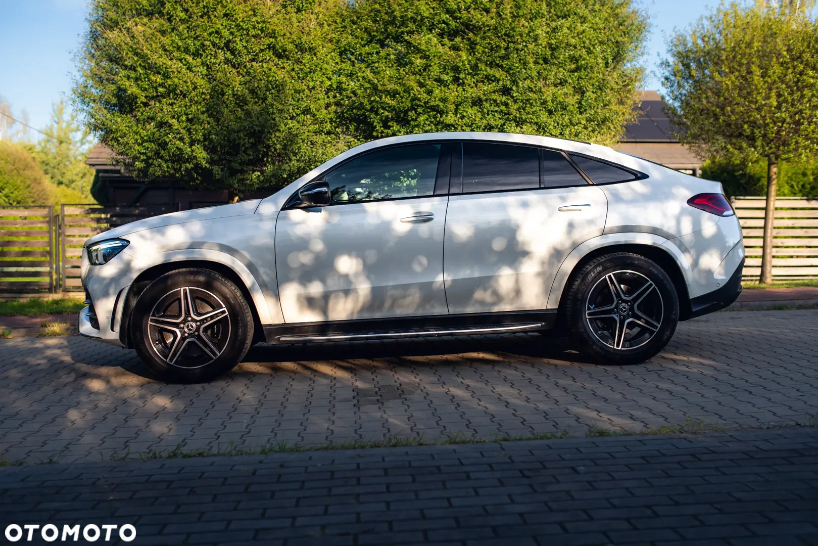 2022 Mercedes-Benz GLE 400 d 4-Matic Premium Plus, photograph 5