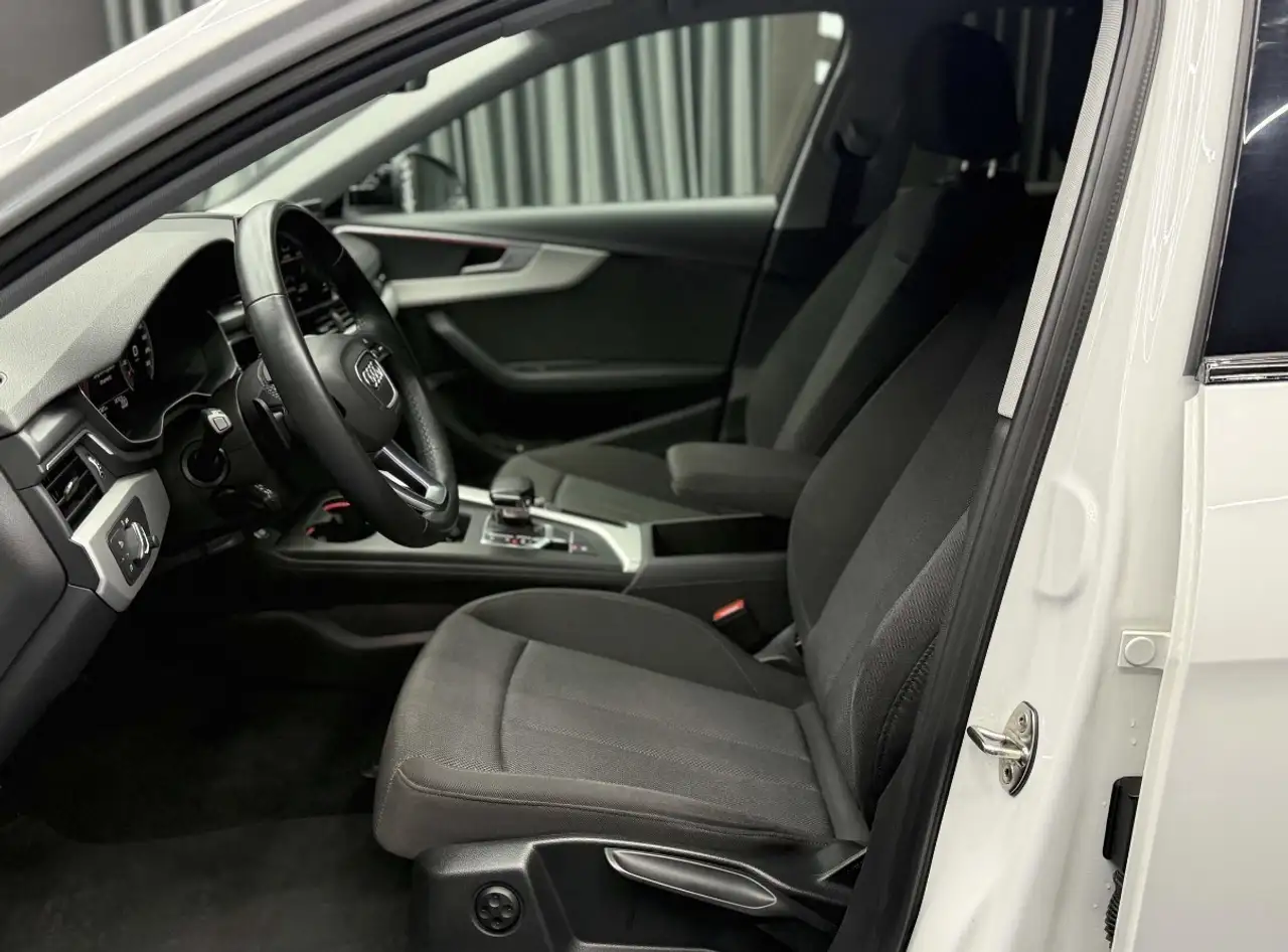 2024 Audi A4 35 2.0 tdi mhev Business Advanced 163cv s-tronic, photograph 7