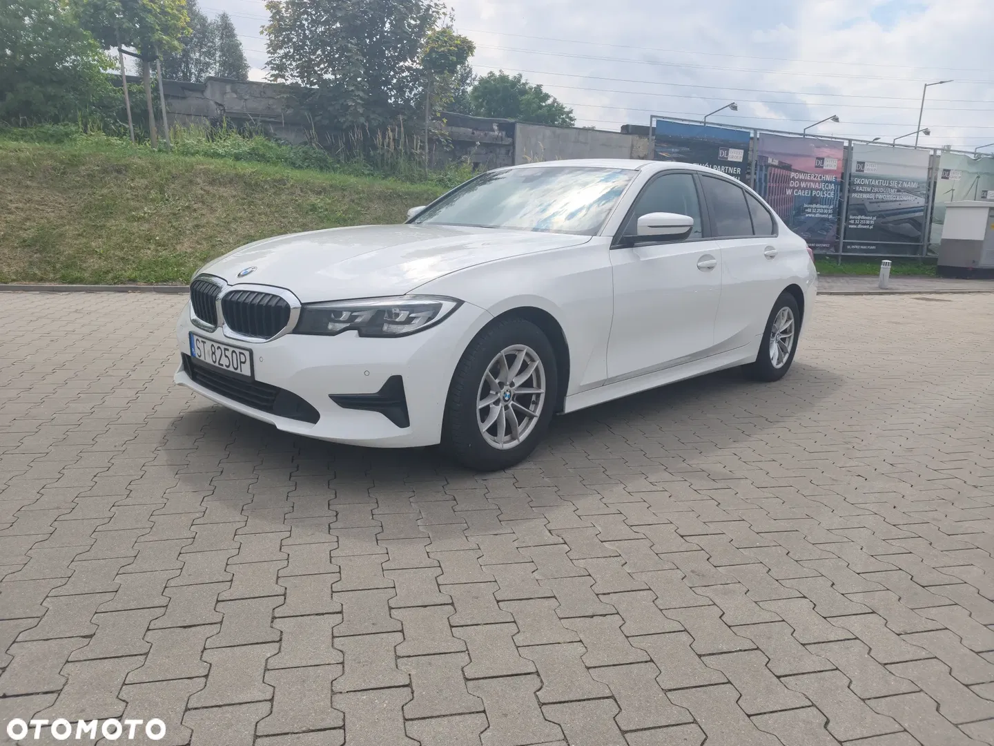2019 BMW Seria 3 318d, photograph 9