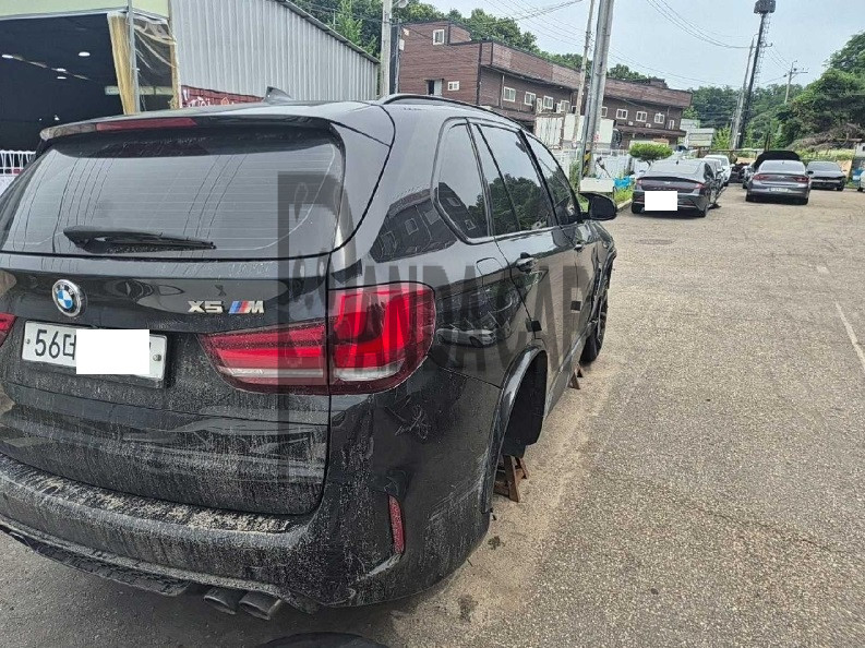 2017 BMW X5 M, photograph 2