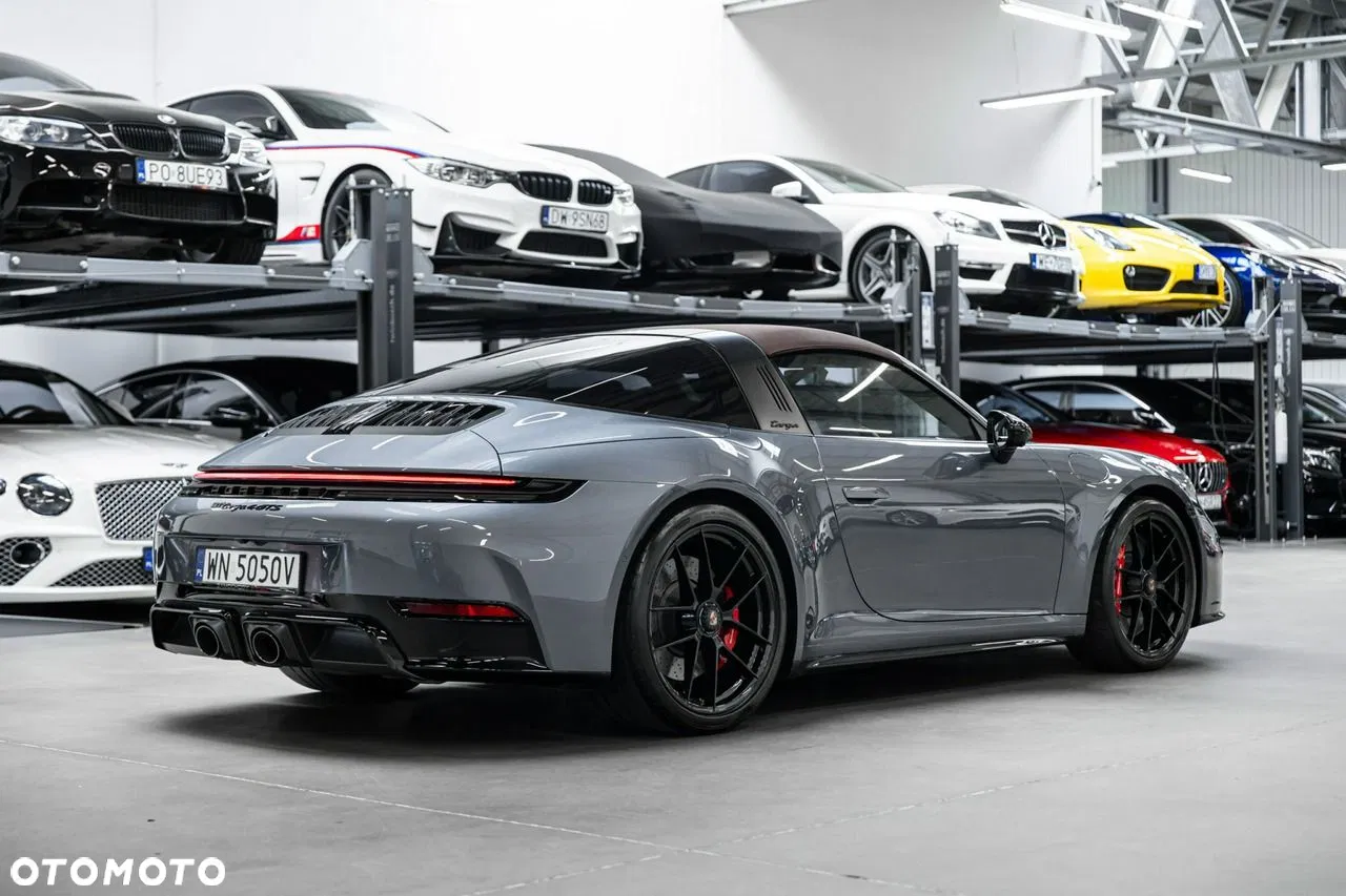 2025 Porsche 911 Targa 4 GTS PDK, photograph 12