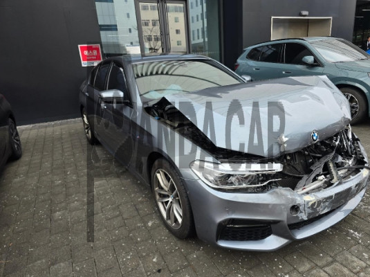 2017 BMW 530i xDrive, photograph 4