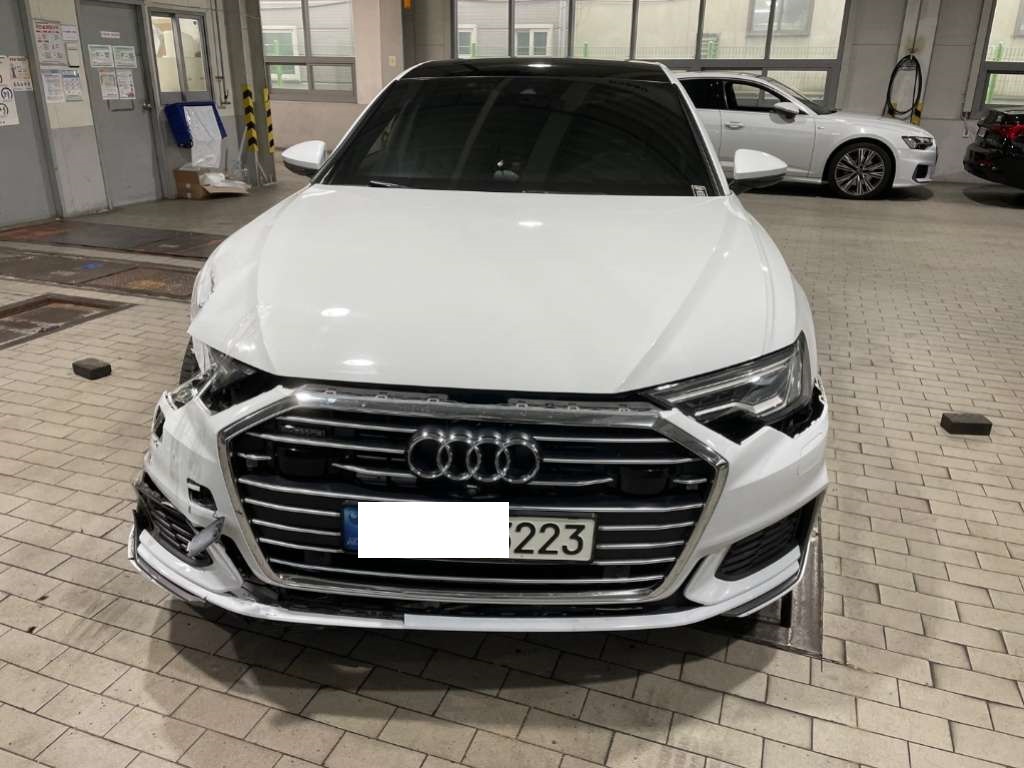 2021 Audi A6 45 TFSI quattro, photograph 1