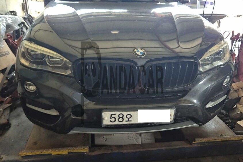 2017 BMW X6 xDrive30d, photograph 2