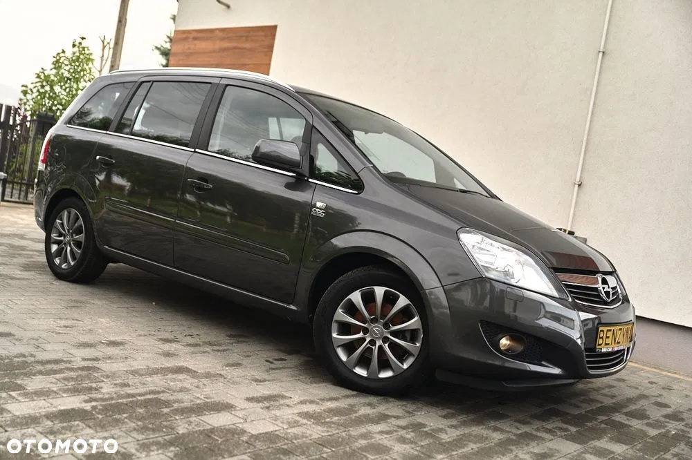 2011 Opel Zafira, photograph 6