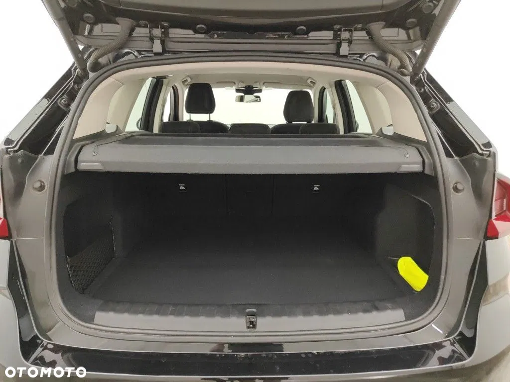 2023 BMW X1 sDrive18d, photograph 11