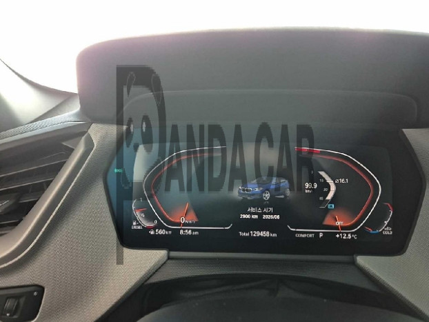 2020 BMW 118d (17), photograph 5