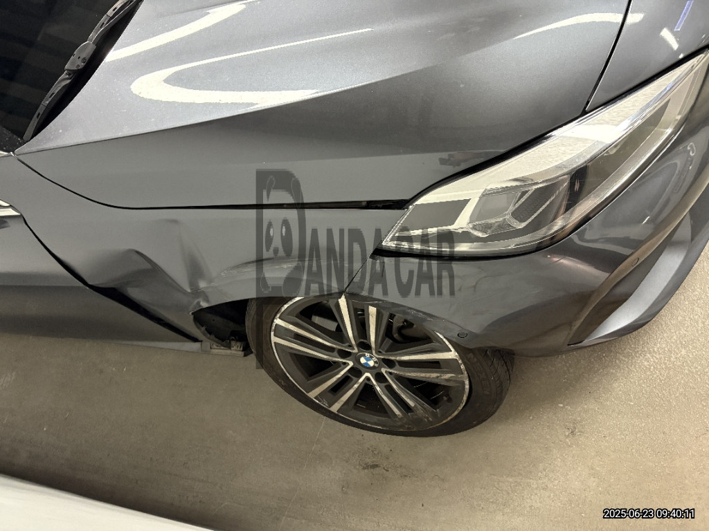2022 BMW 120i, photograph 4