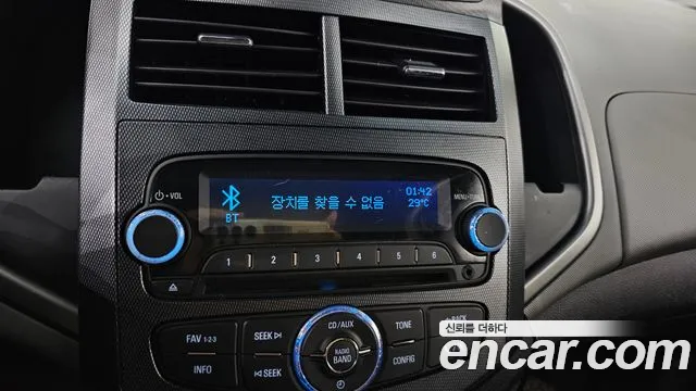 ChevroletGMDaewoo Aveo 1.4 Turbo LT — photo 1 of 30