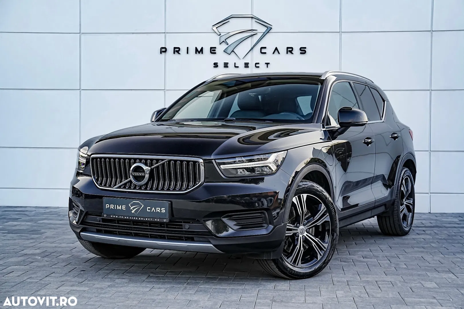 2020 Volvo XC 40 T5 Recharge DKG Inscription, photograph 2